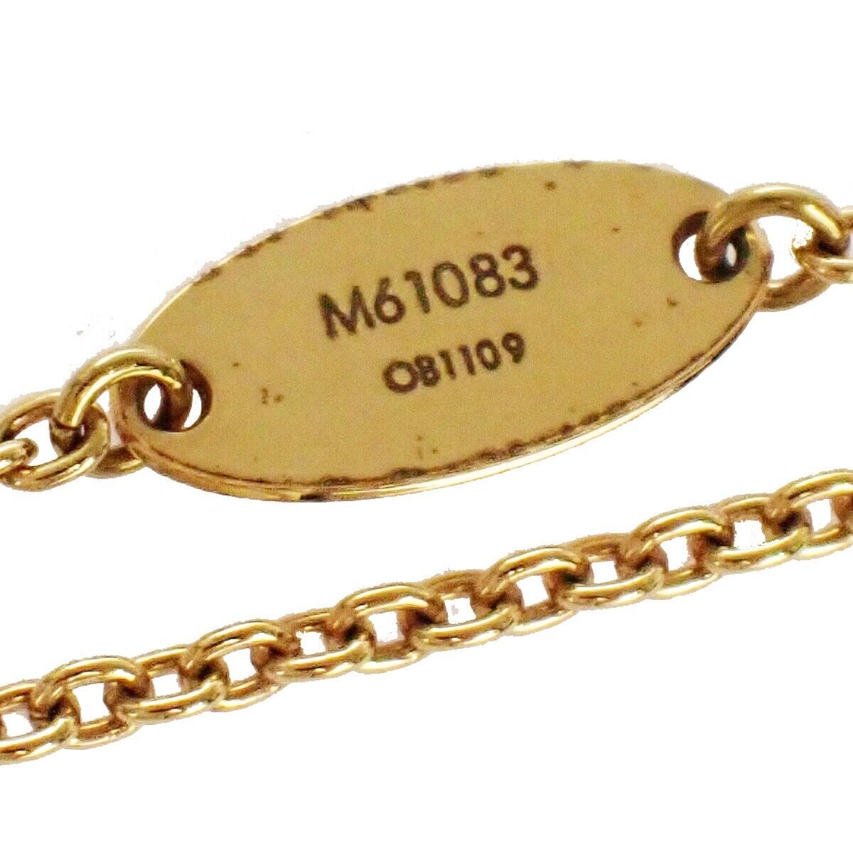 LOUIS VUITTON Essential V Necklace