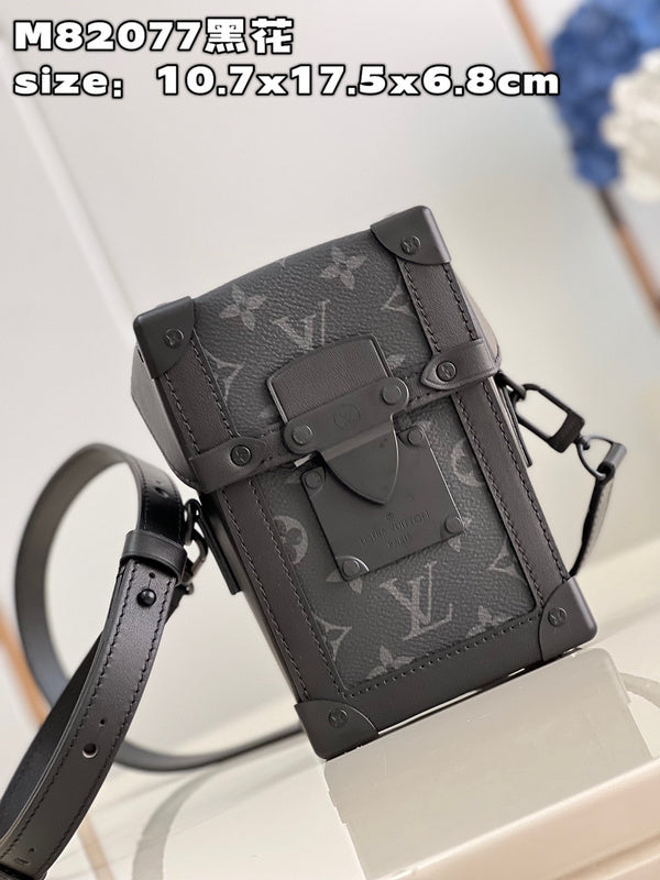 Alice Bags- Louis Vuittons  - 15866