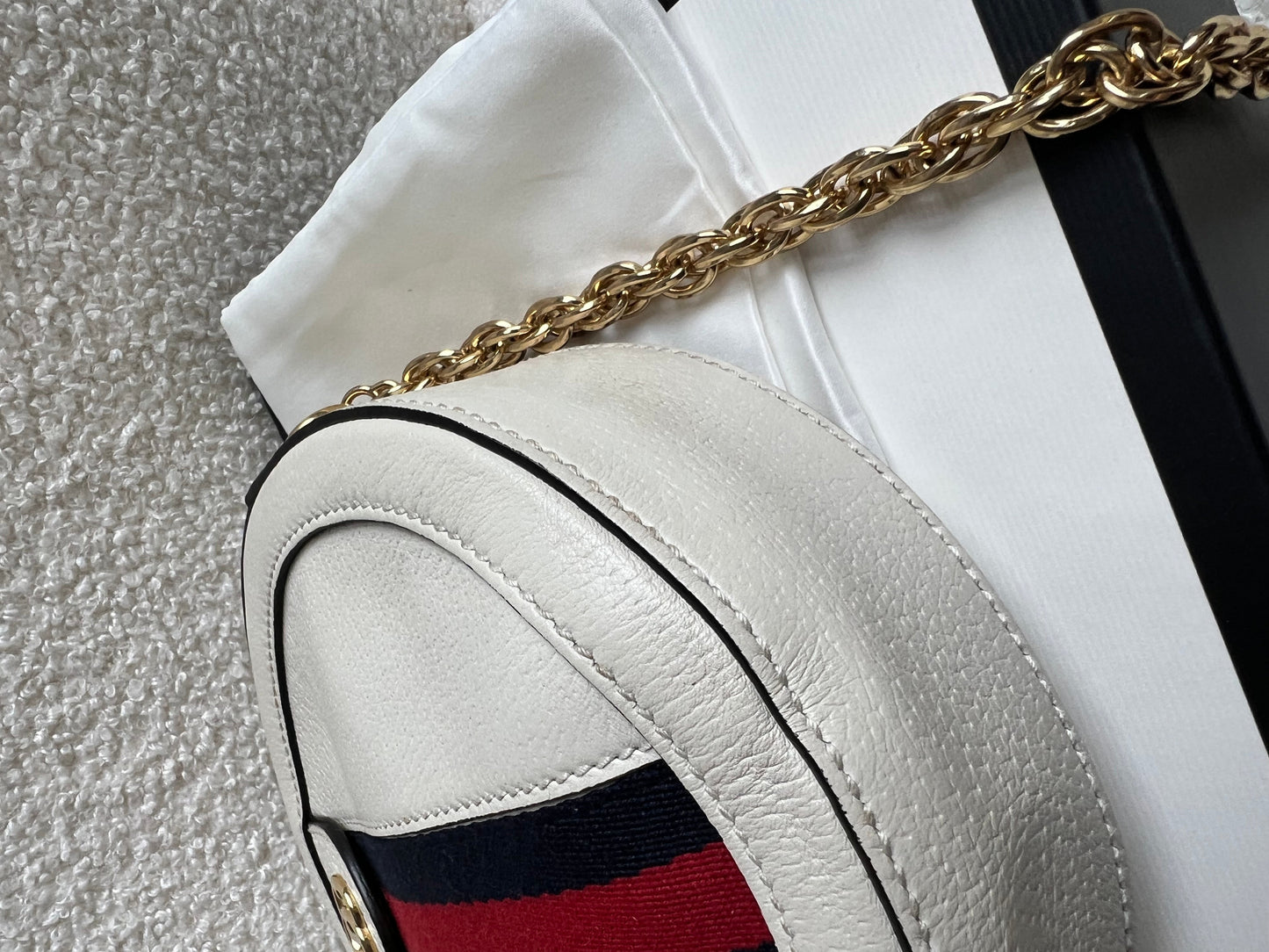 Gucci GG Round White Ophidia Small Shoulder Bag