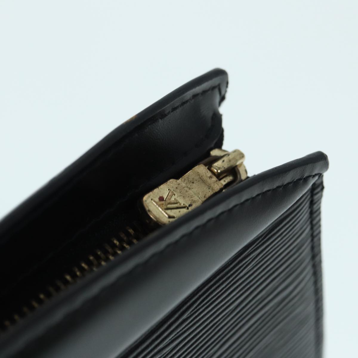 LOUIS VUITTON Epi Trousse Crete Pouch Black M48402 LV Auth 87381