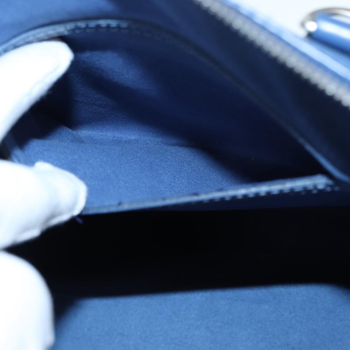 LOUIS VUITTON Epi Alma Hand Bag Blue Myrtille M5214G LV Auth 87500