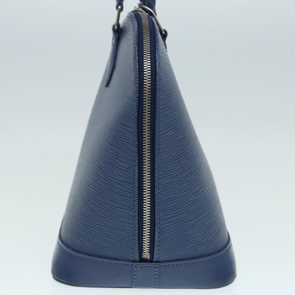 LOUIS VUITTON Epi Alma Hand Bag Blue Myrtille M5214G LV Auth 87500