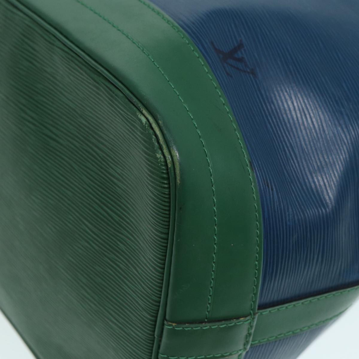 LOUIS VUITTON Epi Noe Shoulder Bag Bicolor color Green Blue M44044 LV Auth 87511