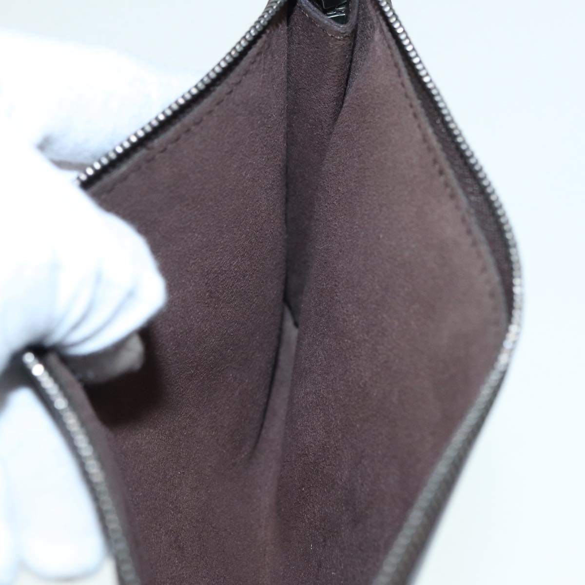 LOUIS VUITTON Epi Pochette Accessoires Pouch Mocha M5294D LV Auth 87960