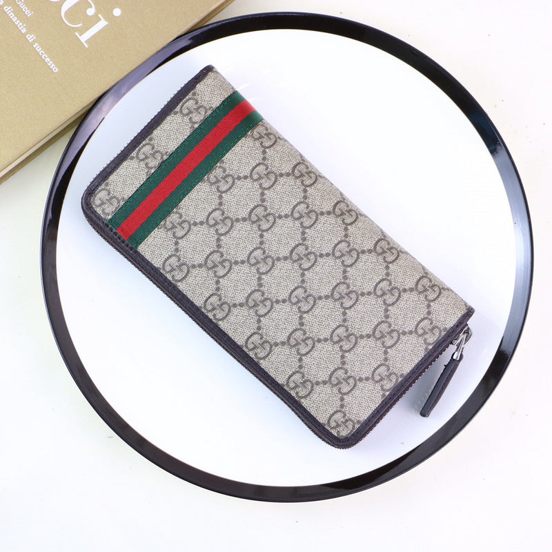 Gucci   Luxury Bags  959