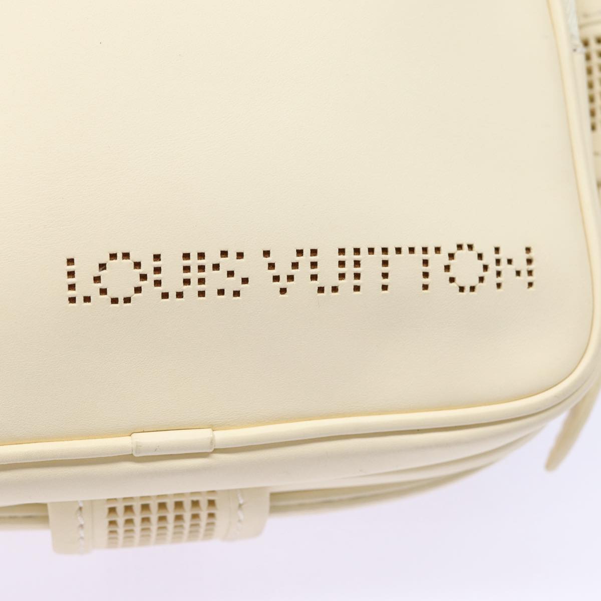 LOUIS VUITTON Cuir Bequia Trotteur MM Bag Leather White M95359 LV Auth 88027