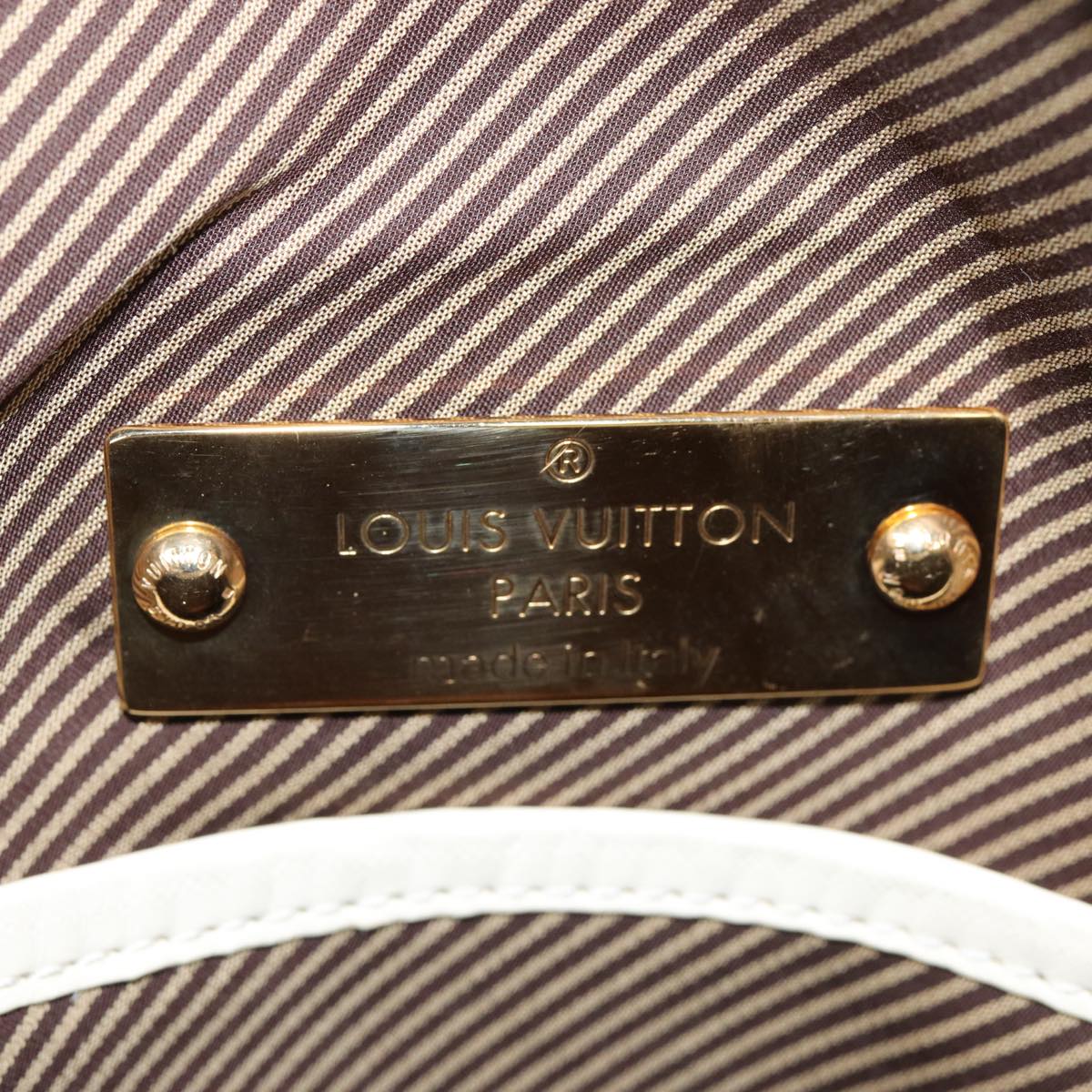 LOUIS VUITTON Cuir Bequia Trotteur MM Bag Leather White M95359 LV Auth 88027