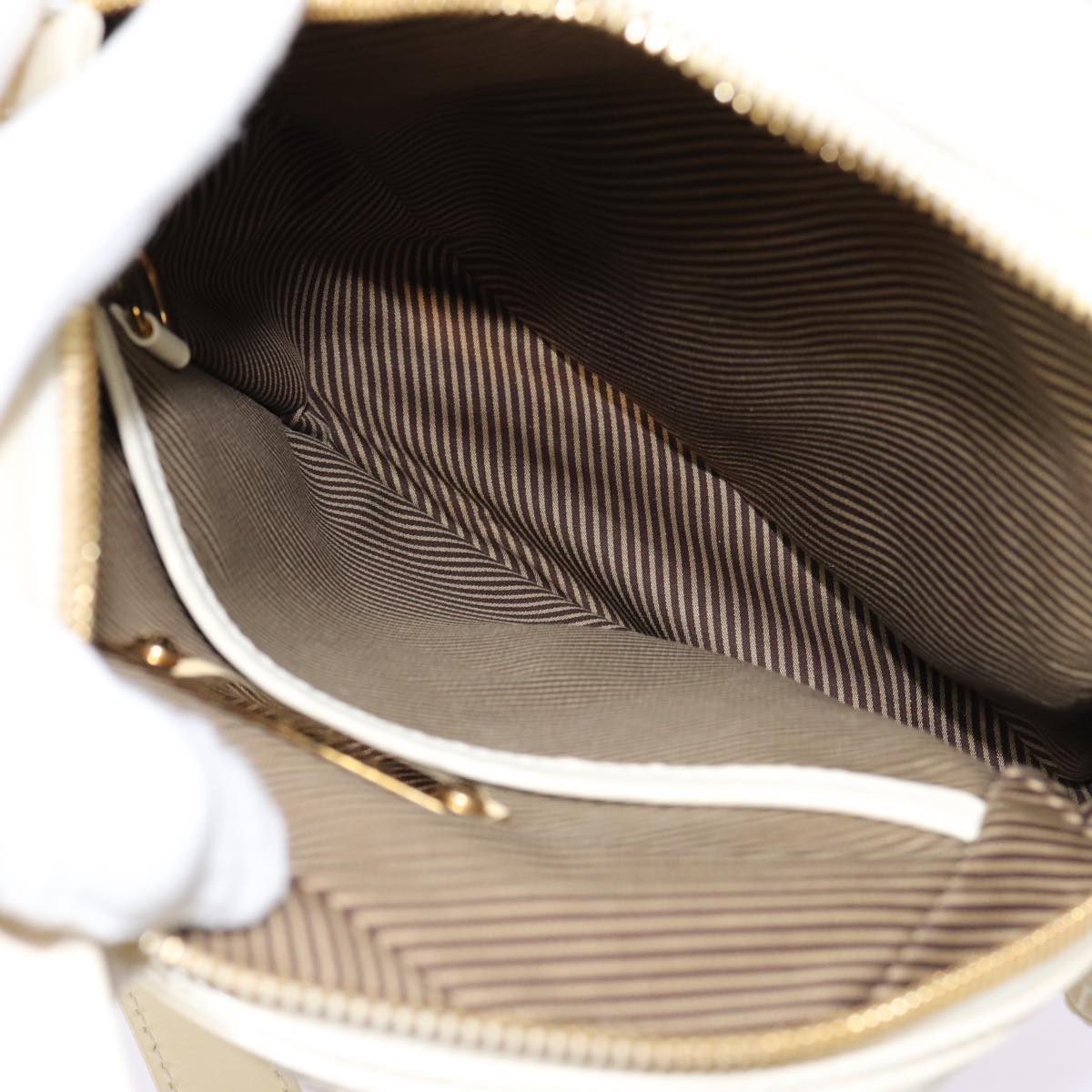 LOUIS VUITTON Cuir Bequia Trotteur MM Bag Leather White M95359 LV Auth 88027