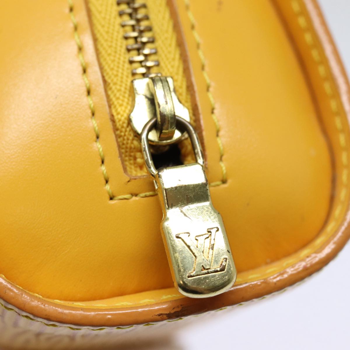 LOUIS VUITTON Epi Dauphine PM Pouch Yellow M48449 LV Auth 88058