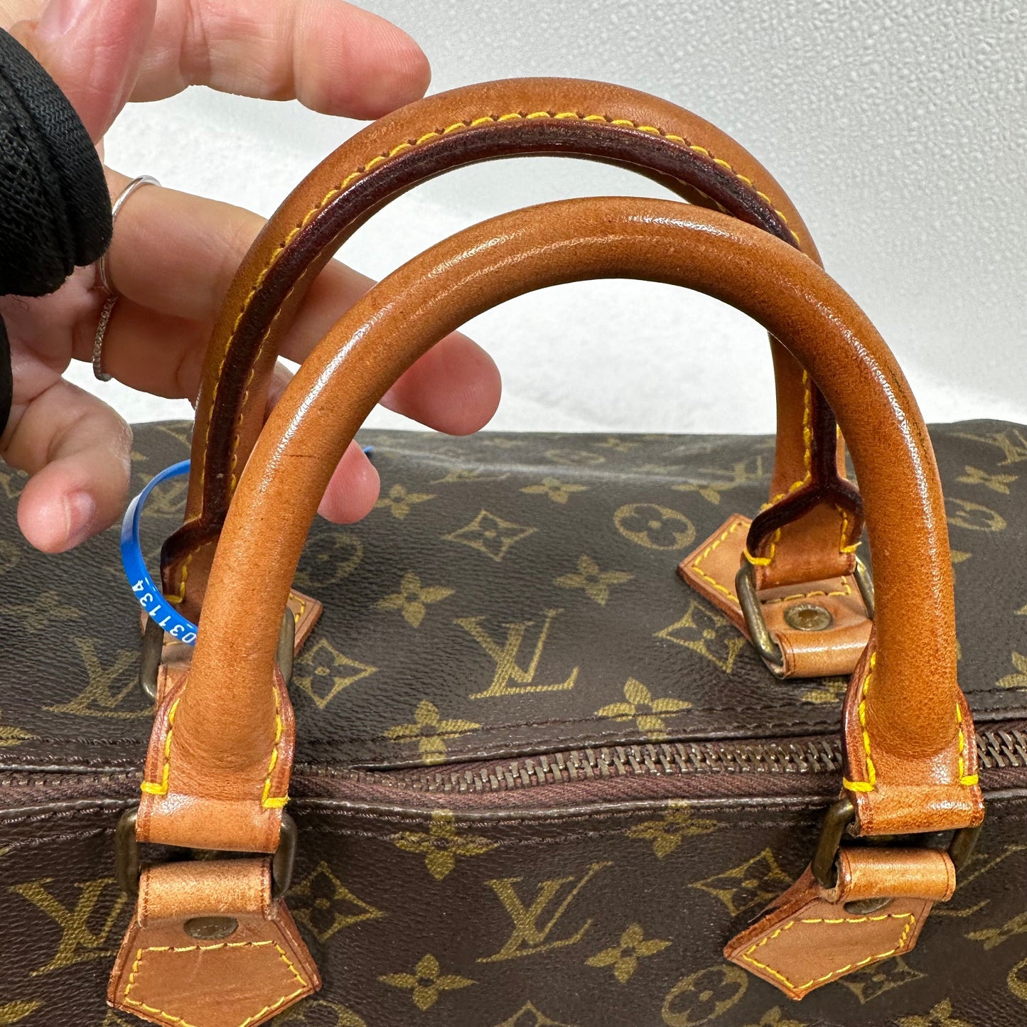 HandBag Luxury Designer Louis Vuitton Speedy 40, Size Large