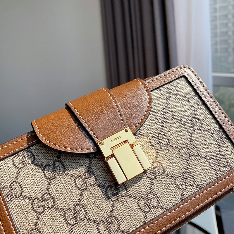 Gucci   Luxury Bags  1376
