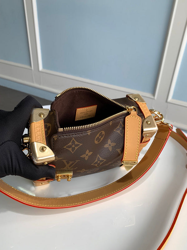 Alice bags - Louis Vuittons  - 15404