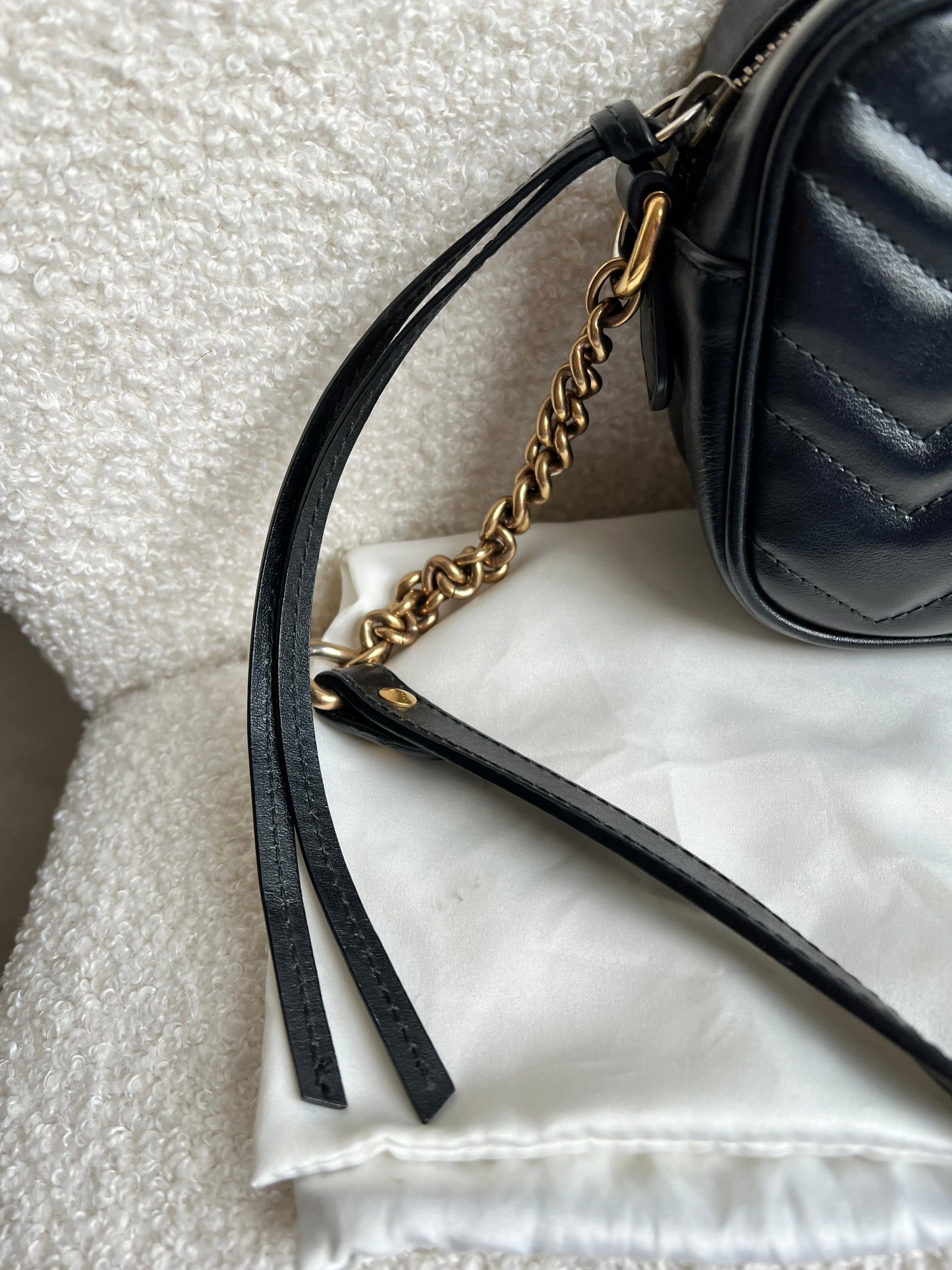 Gucci GG Black Marmont Mini Shoulder Bag (RRP £1,360)