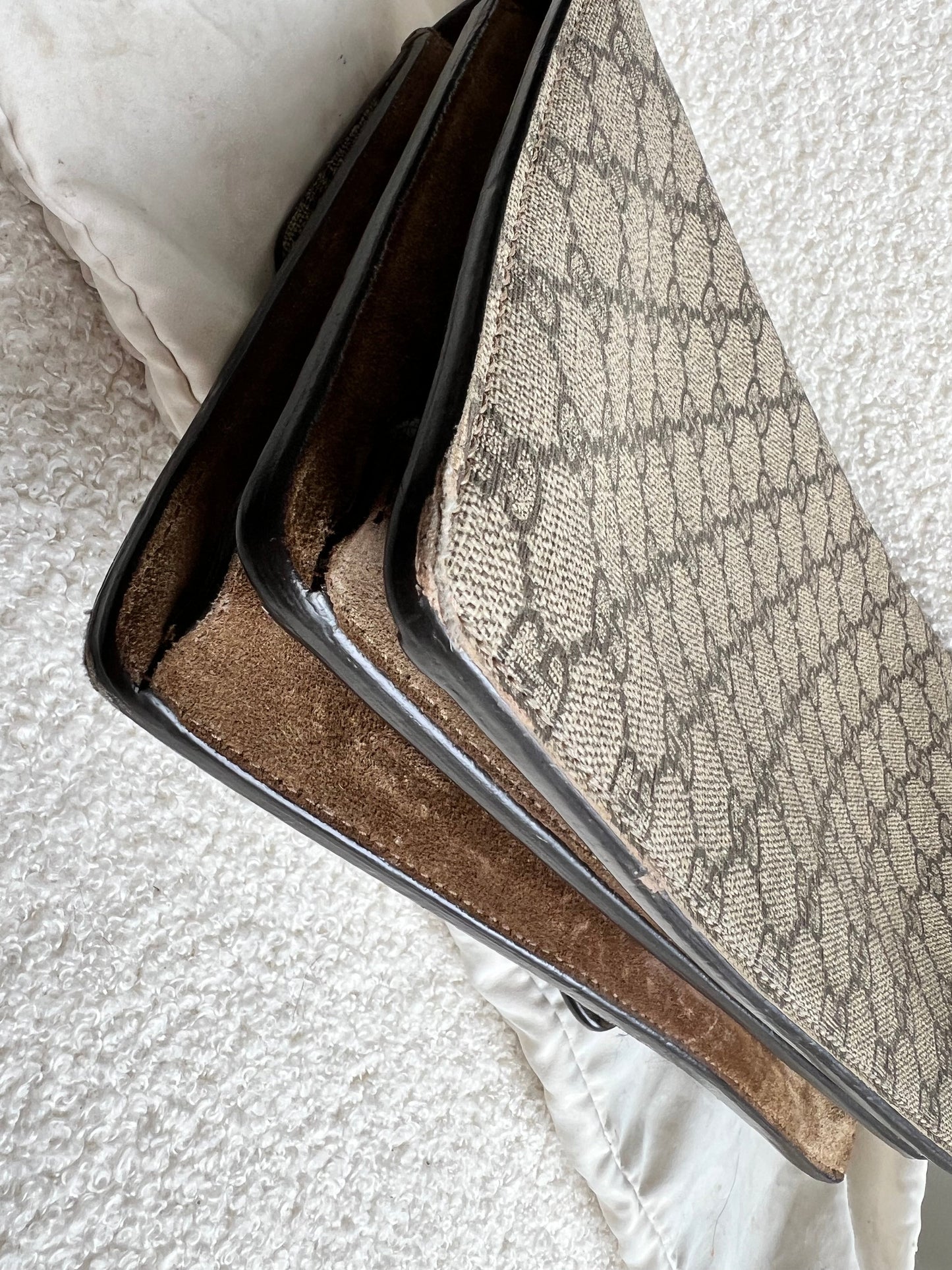 Gucci Dionysus GG Supreme Small Shoulder Bag (RRP £2,400)