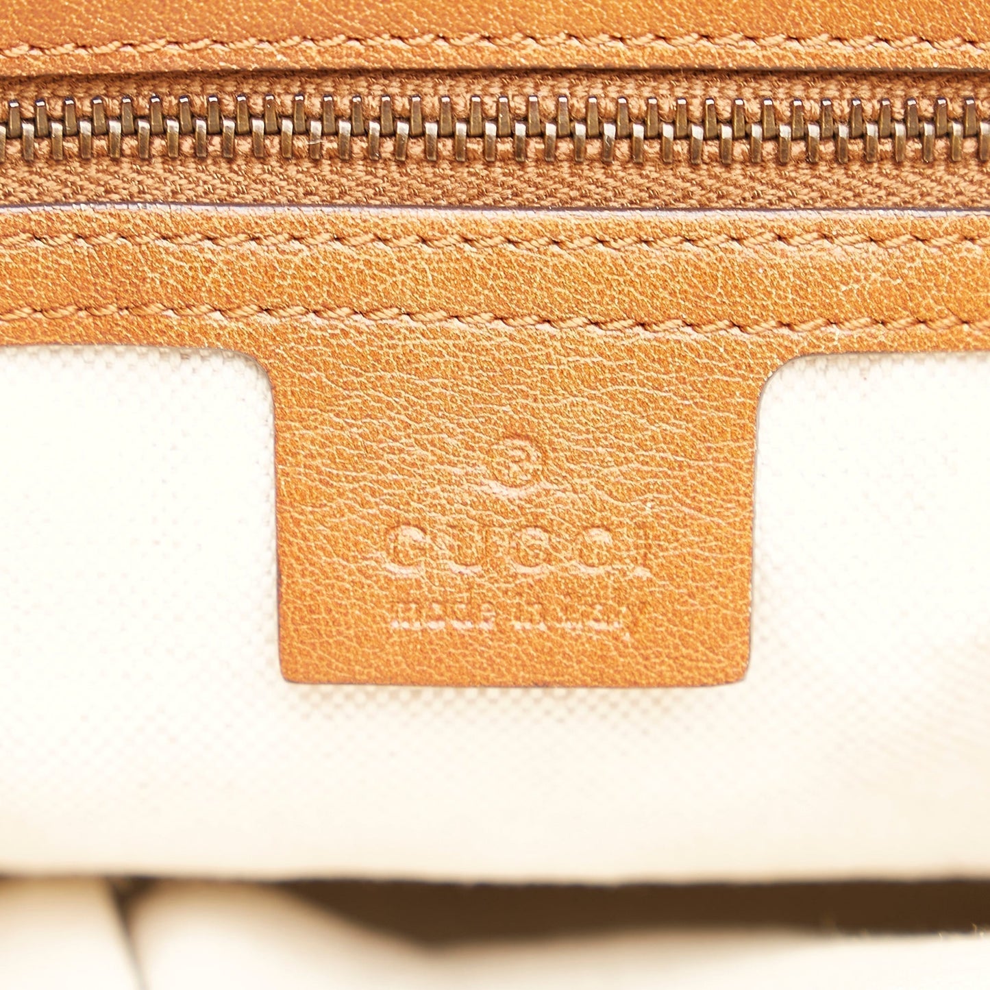 Gucci Laidback Crafty Handbag