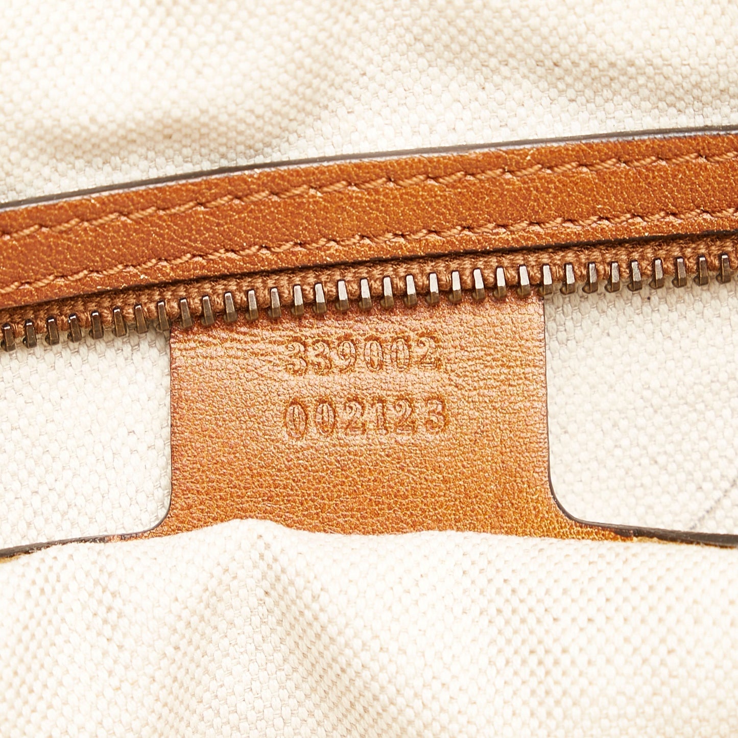 Gucci Laidback Crafty Handbag