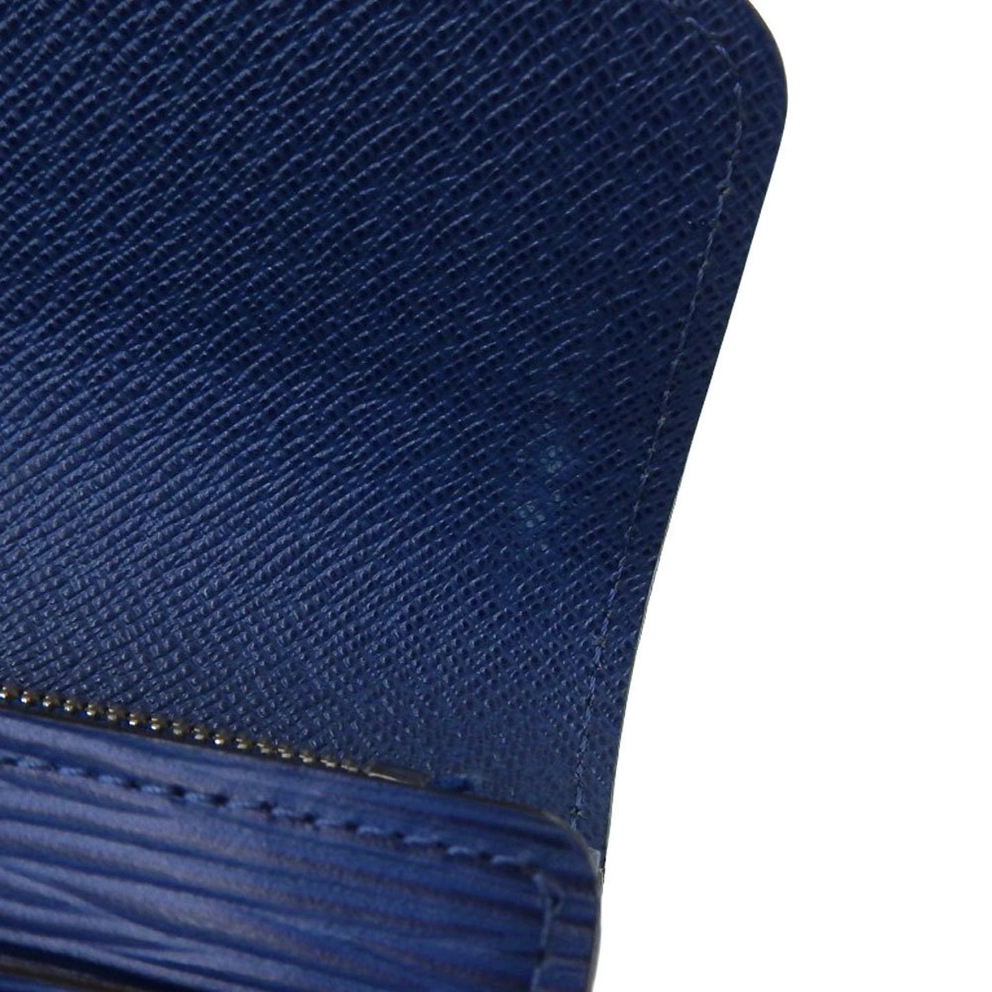 Louis Vuitton Epi  Epi Leather Long Wallet (Bi-Fold)