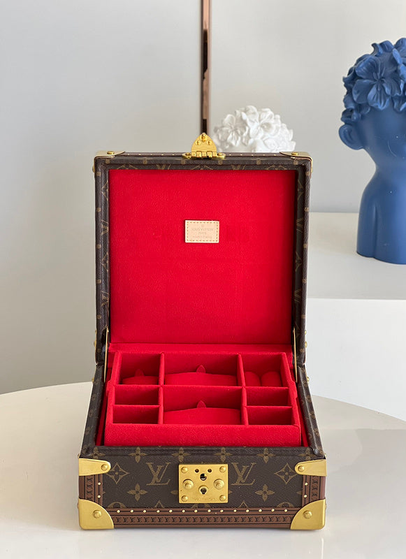 Alice bags- Louis Vuittons  - 16834