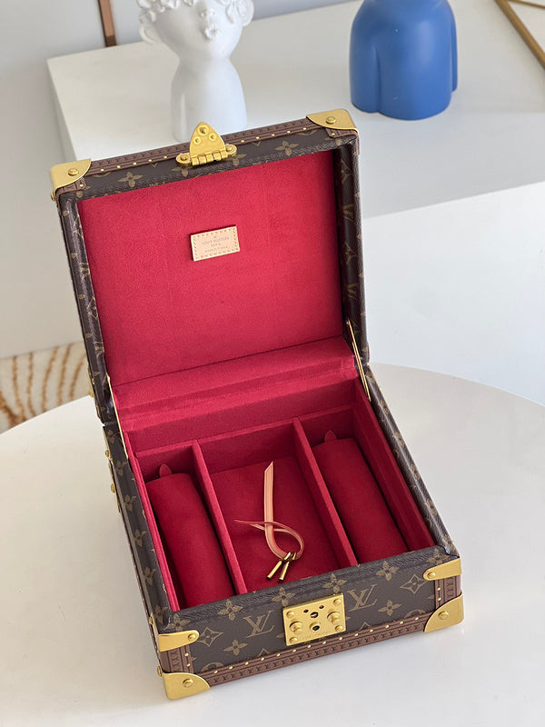Alice bags- Louis Vuittons  - 16838