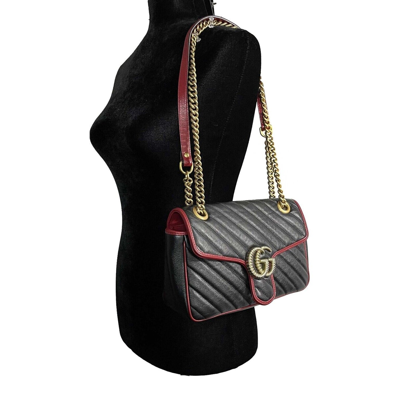 GUCCI GG Marmont Flap Diagonal Quilted Leather Small