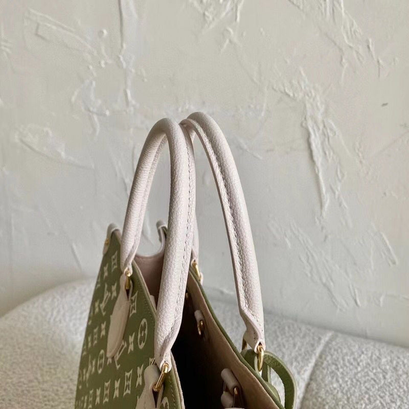 Alice Bags- Louis Vuittons  - 16640