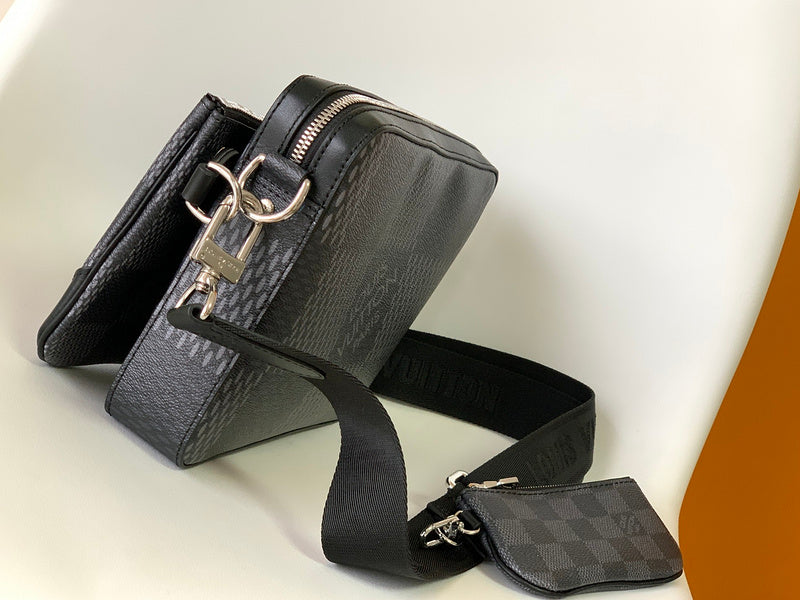 Alice Bags- Louis Vuittons  - 16581