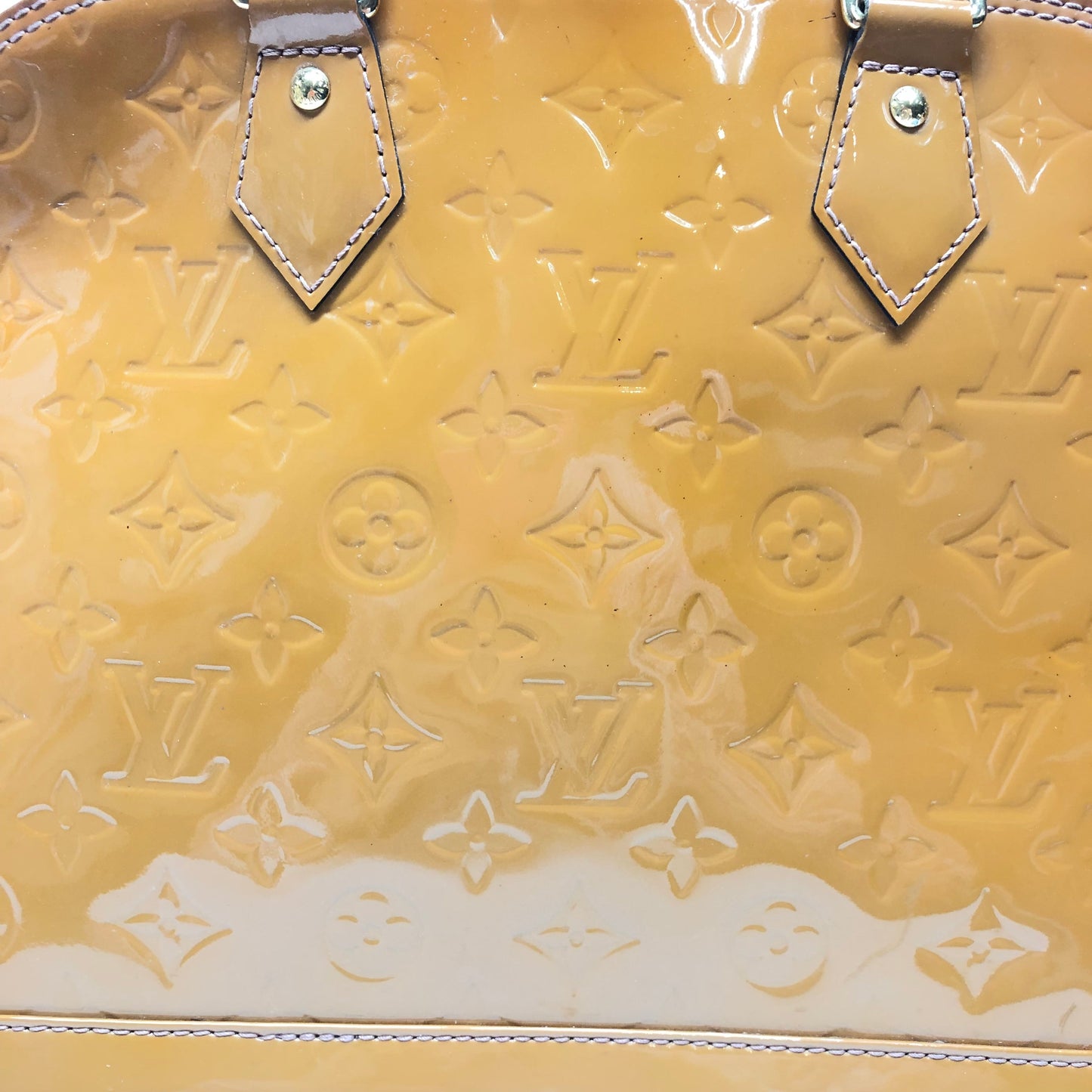 HandBag Luxury Designer Louis Vuitton, Size Medium