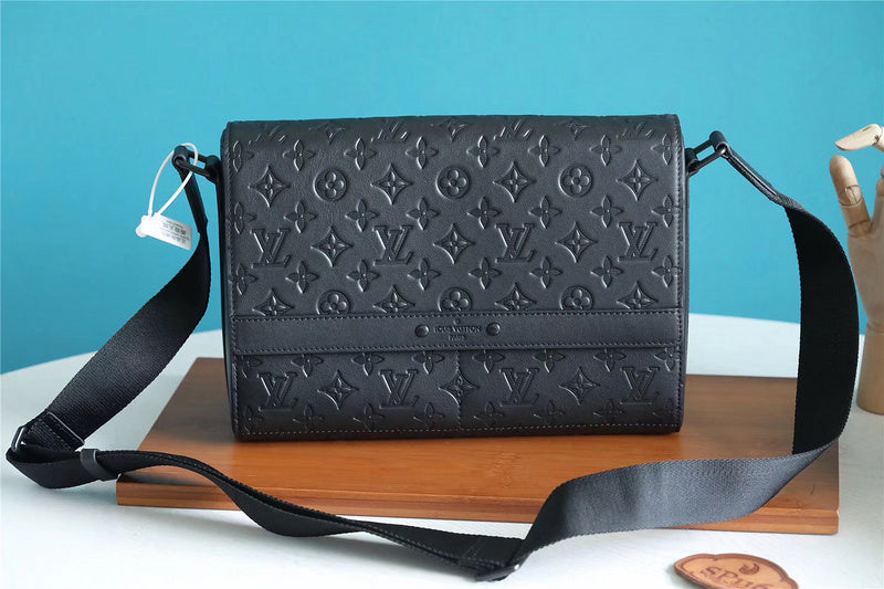 Alice bags - Louis Vuittons  - 10400