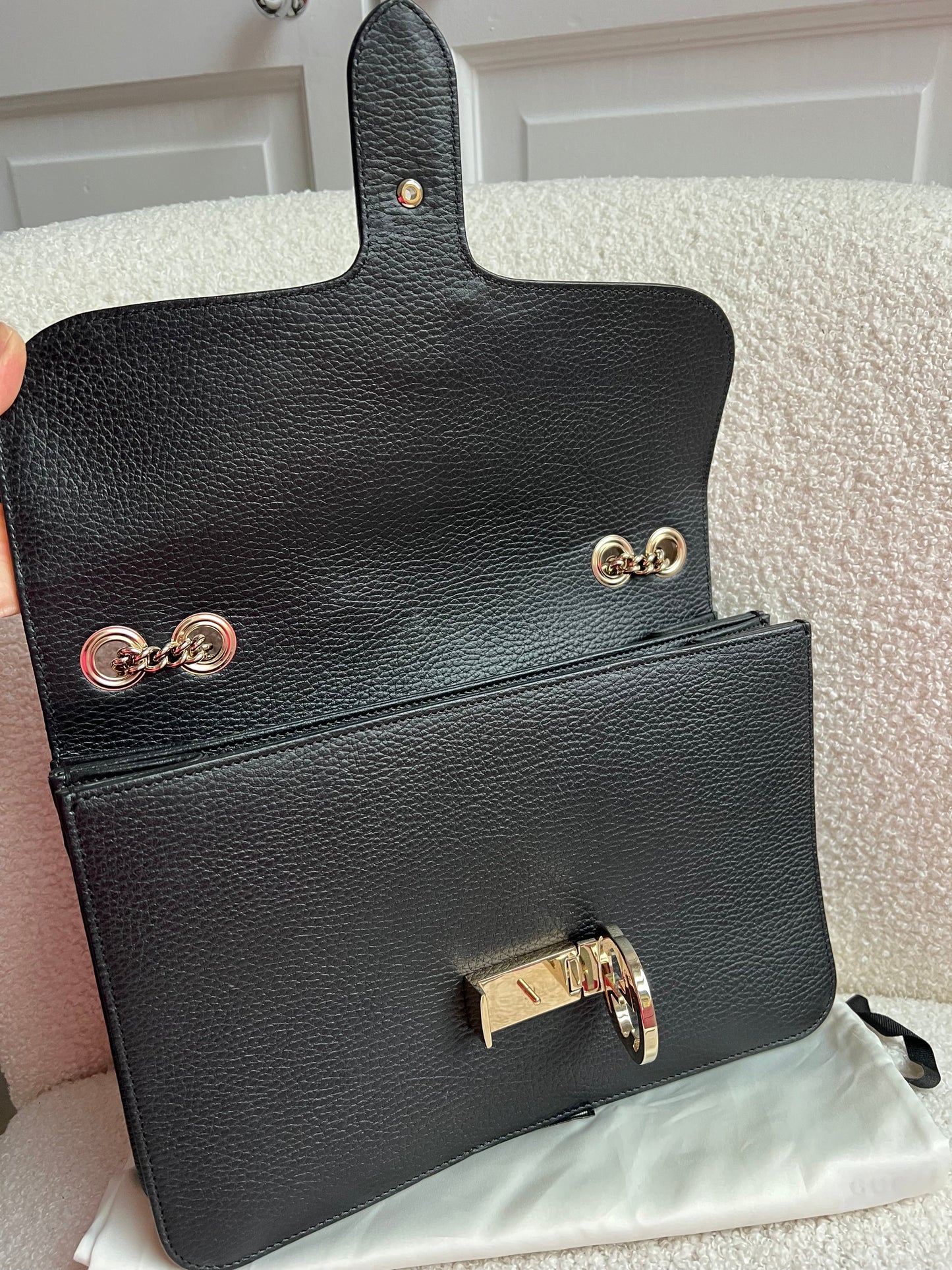 Gucci Interlocking GG Black Medium Shoulder Bag