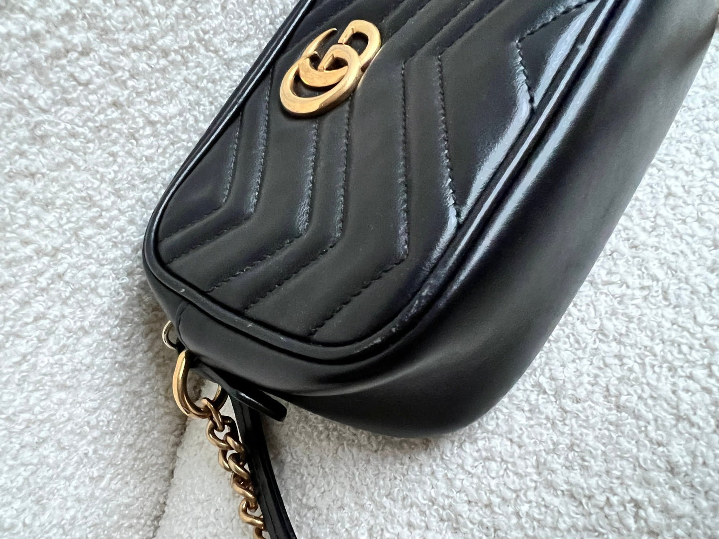 Gucci GG Black Marmont Mini Shoulder Bag (RRP £1,360)