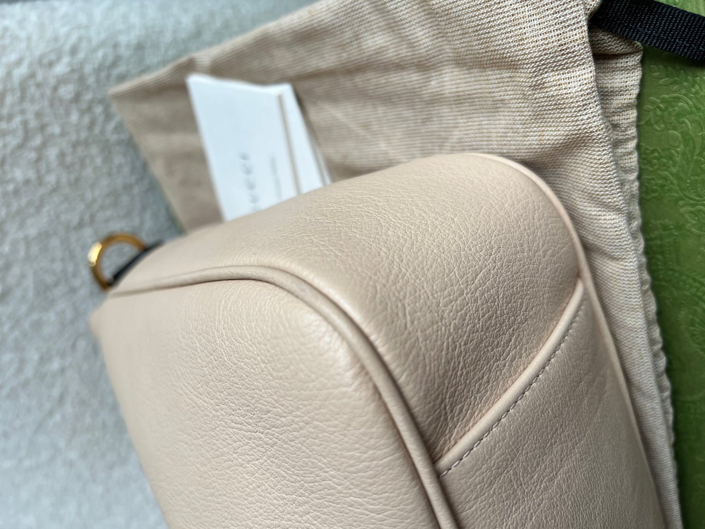 Gucci Cream Medium Diana Hobo (RRP £2110)