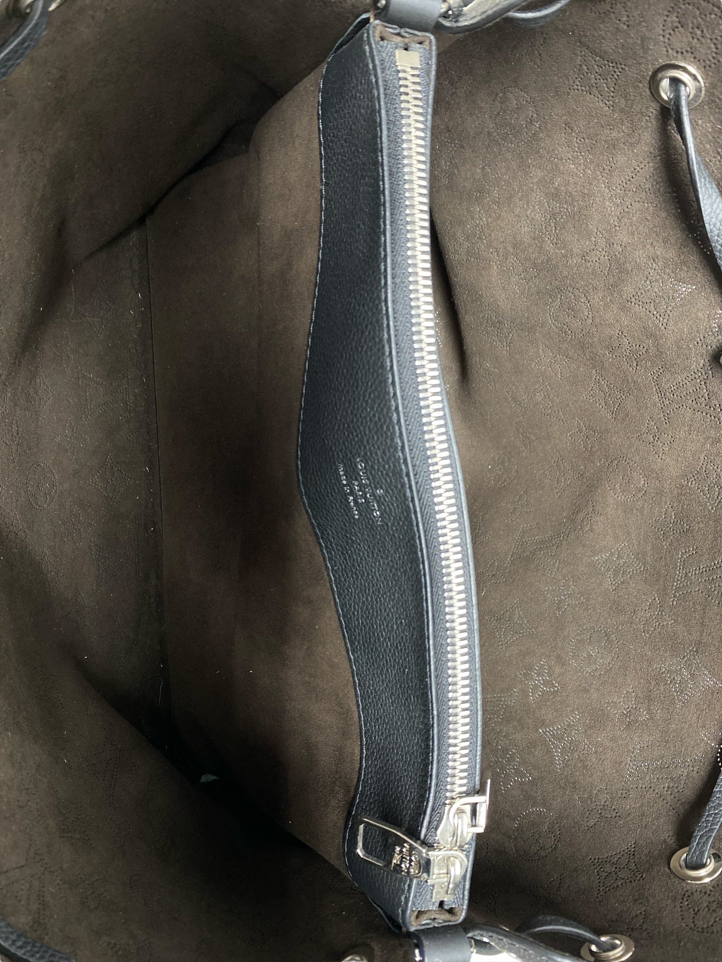 HandBag Luxury Designer Louis Vuitton, Size Large