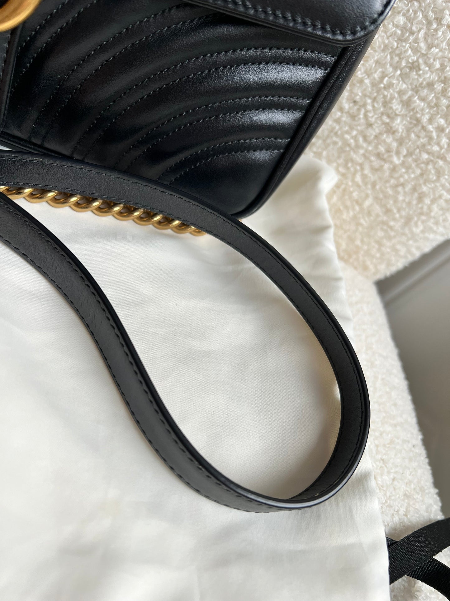 Gucci GG Black Marmont Small Shoulder Bag (RRP £2070)