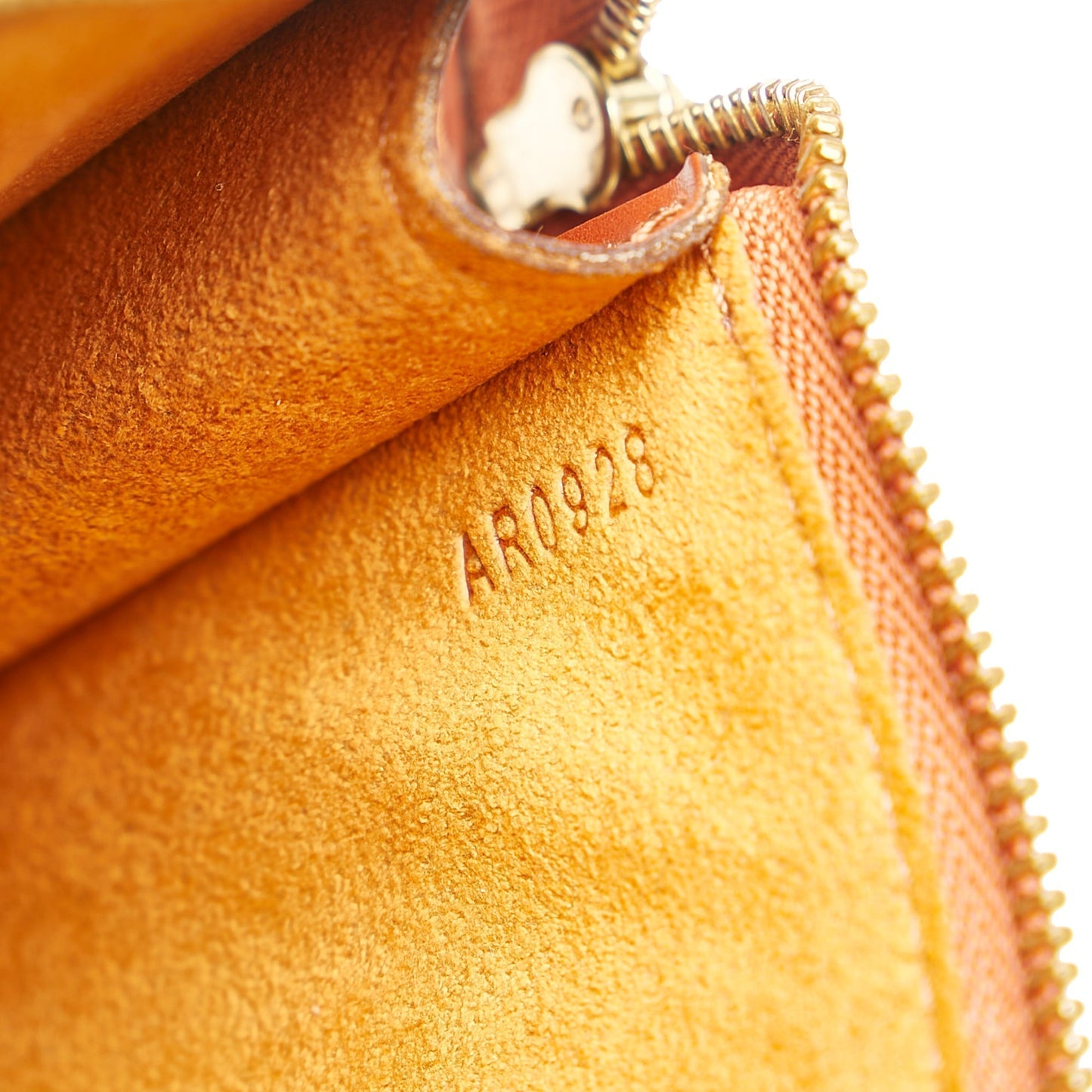LOUIS VUITTON Epi Pochette Accessoires Brown
