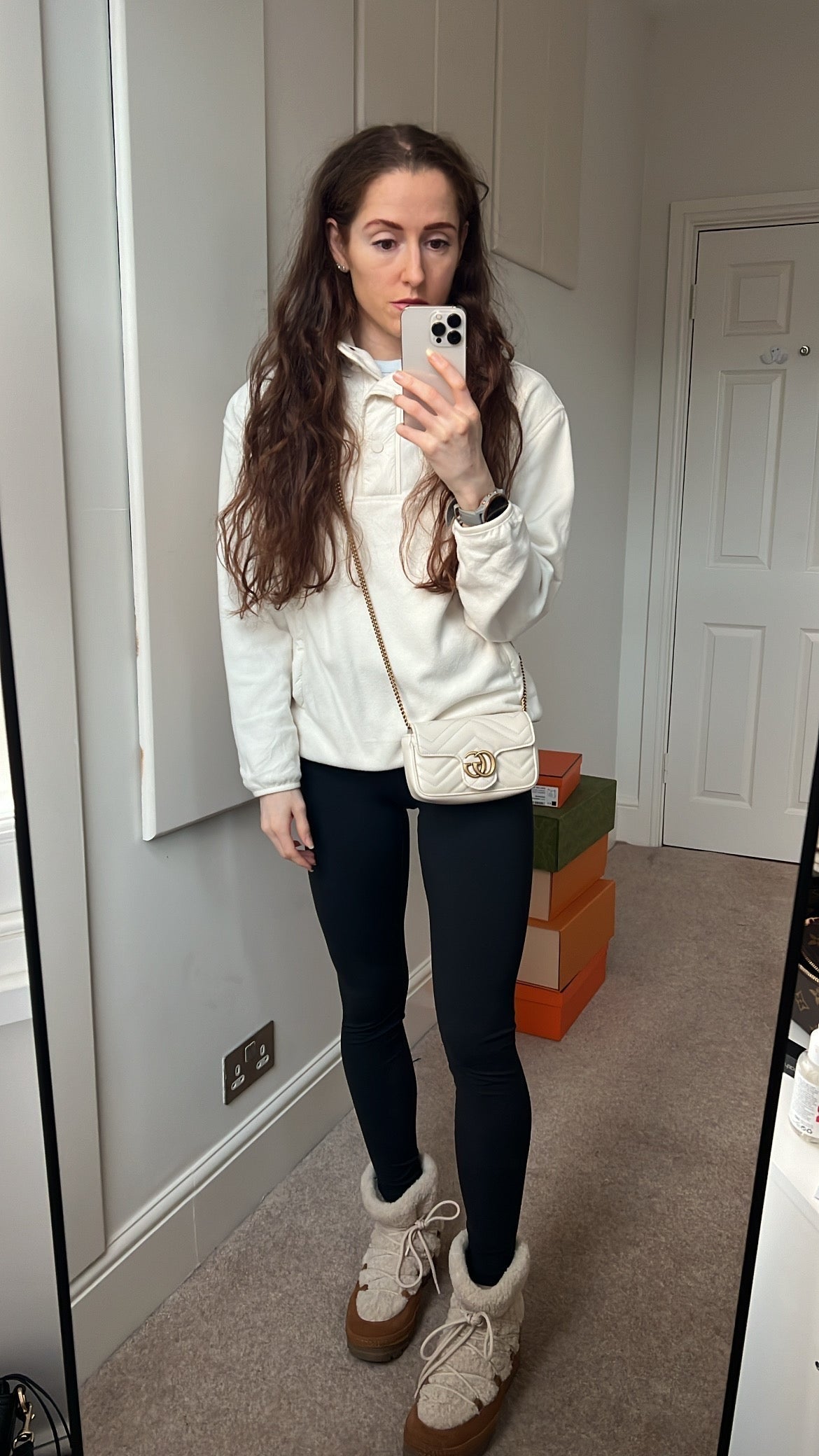 Gucci GG White Marmont Super Mini Shoulder Bag (RRP £985)
