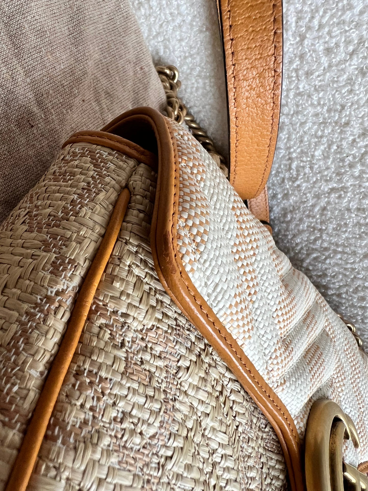 Gucci GG Beige Raffia Marmont Small Shoulder Bag (RRP £1,570)