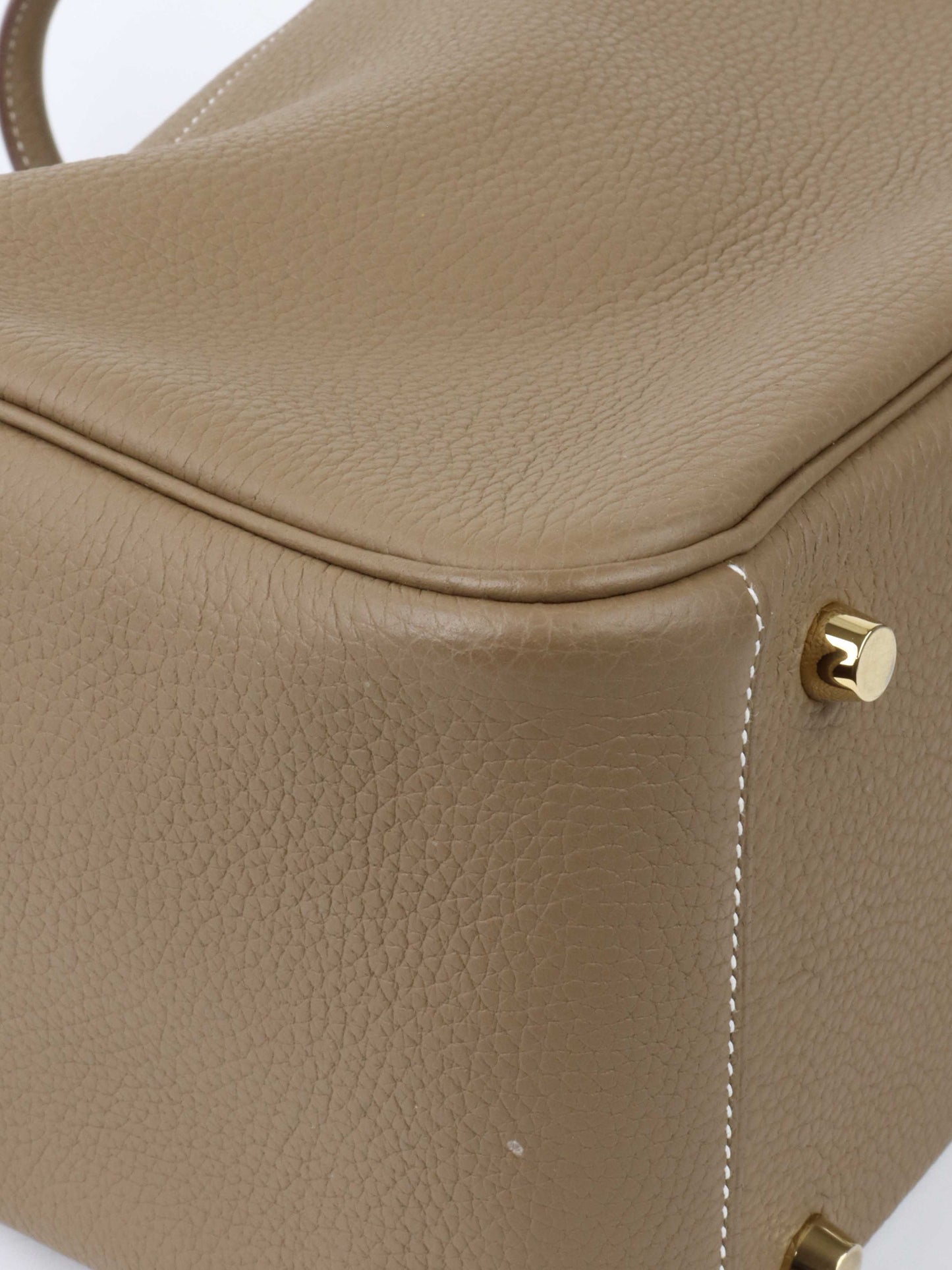Hermes Etoupe Lindy 26 GHW.