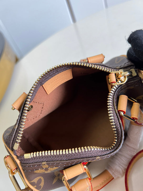 Alice bags - Louis Vuittons  - 15508