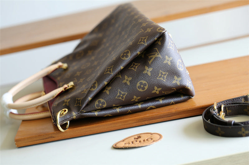 Alice bags - Louis Vuittons  - 7999