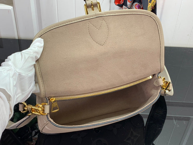 Alice bags - Louis Vuittons  - 15659
