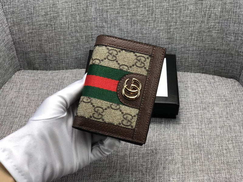 Gucci   Luxury Bags  866