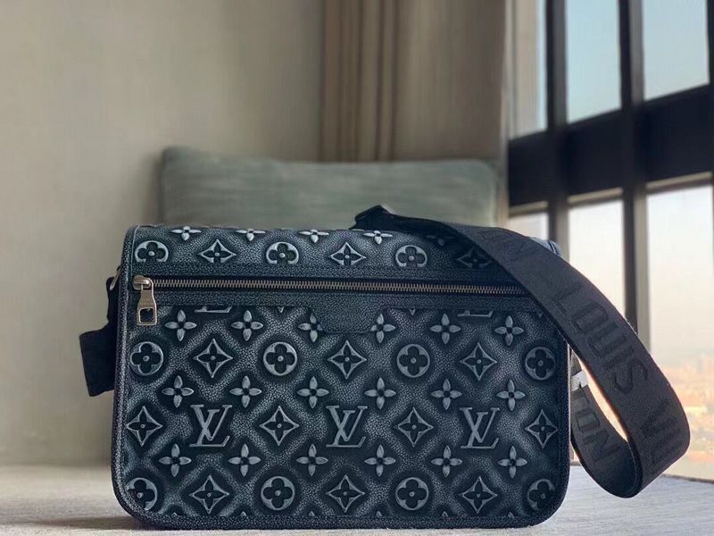 Alice Bags- Louis Vuittons  - 15922