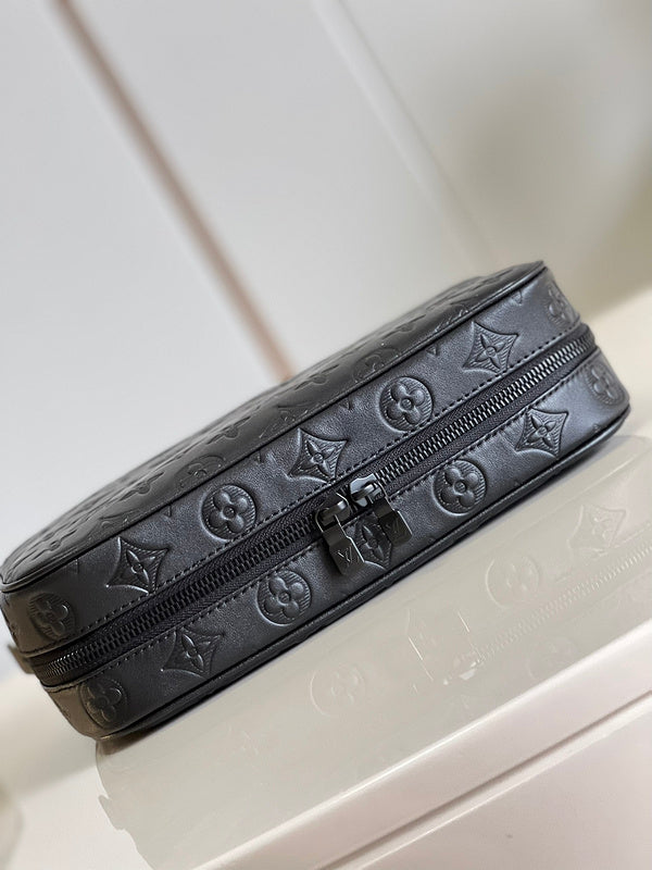 Alice Bags- Louis Vuittons  - 16228