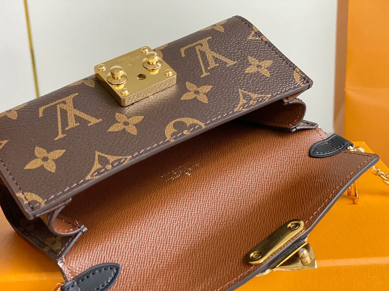 Alice bags - Louis Vuittons  - 15719