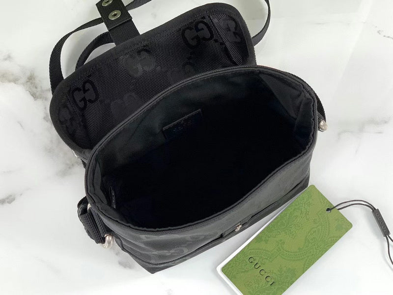 Gucci   Luxury Bags  1028