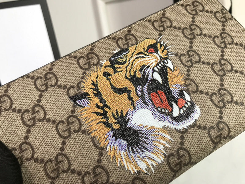 Gucci   Luxury Bags  913