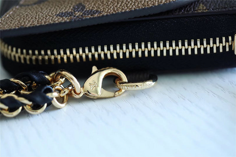 Alice bags - Louis Vuittons  - 9300
