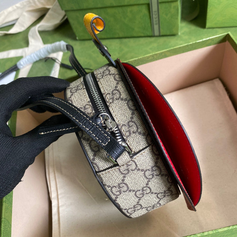 Gucci   Luxury Bags  977