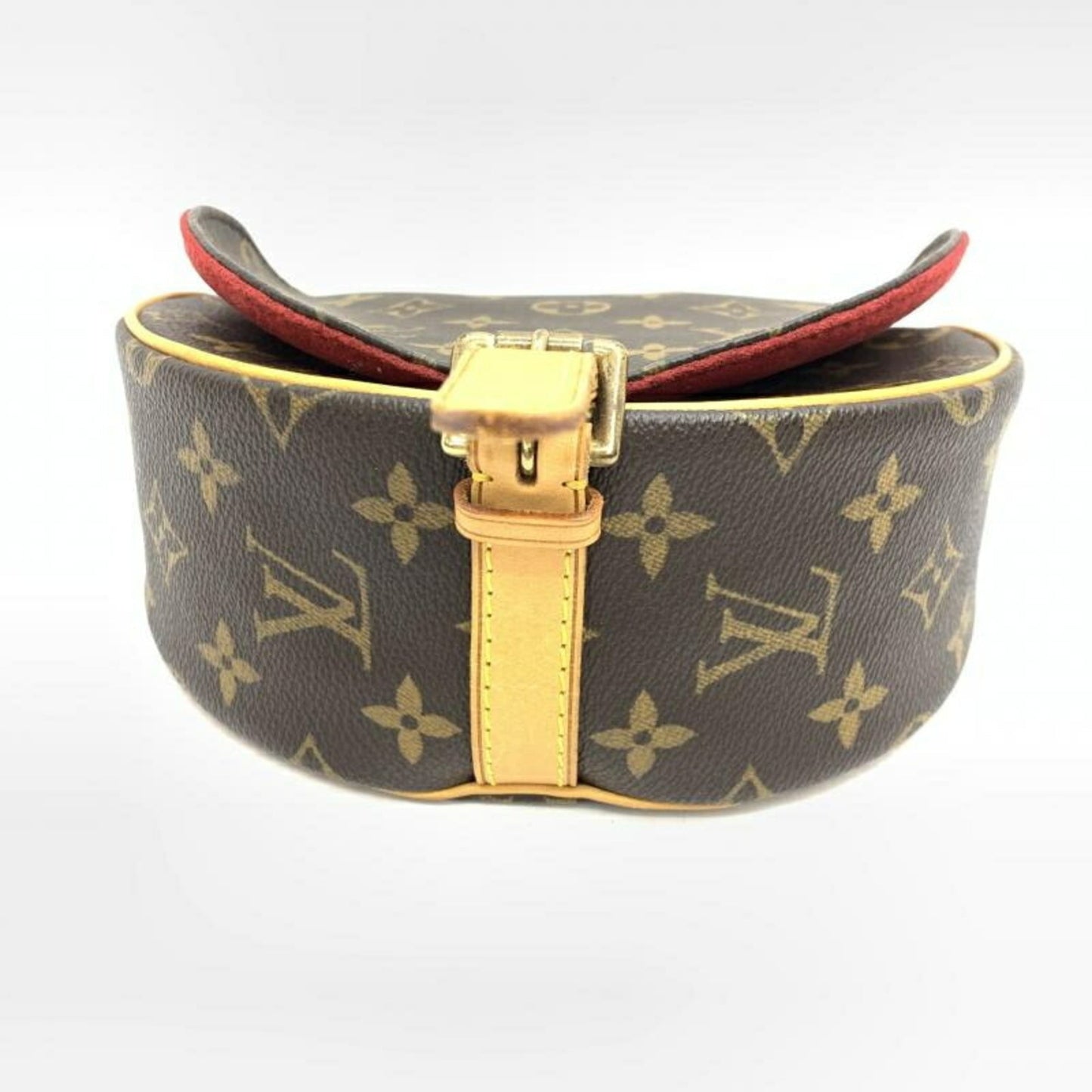 Louis Vuitton    Shoulder Bag
