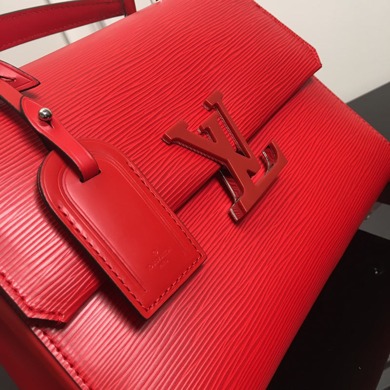 Alice Bags- Louis Vuittons  - 15858